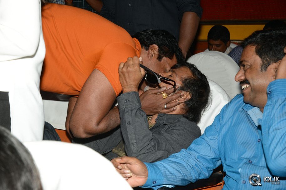 Krishnashtami-Movie-Team-at-Devi-Theater